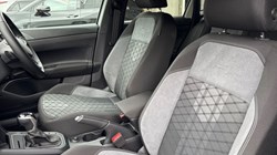 2025 (74) VOLKSWAGEN POLO 1.0 TSI R-Line 5dr DSG 4588040