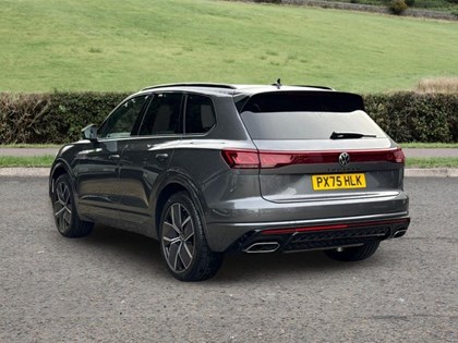 2025 (75) VOLKSWAGEN TOUAREG 3.0 V6 TDI 4Motion 286 Black Edition 5dr Tip Auto