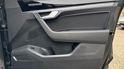 2025 (75) VOLKSWAGEN TOUAREG 3.0 V6 TDI 4Motion 286 Black Edition 5dr Tip Auto 4891542