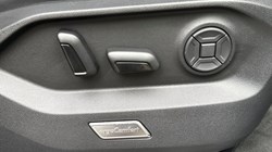 2025 (75) VOLKSWAGEN TOUAREG 3.0 V6 TDI 4Motion 286 Black Edition 5dr Tip Auto 4891545