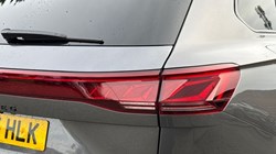 2025 (75) VOLKSWAGEN TOUAREG 3.0 V6 TDI 4Motion 286 Black Edition 5dr Tip Auto 4891572