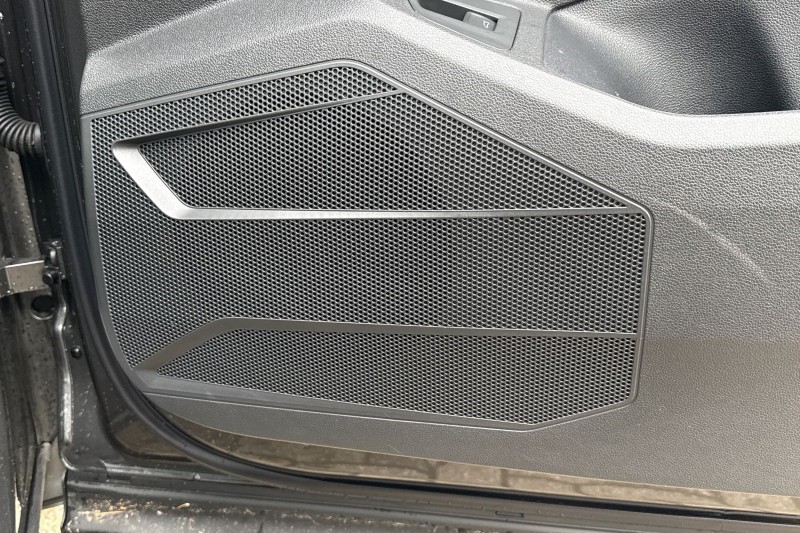 2025 (75) VOLKSWAGEN TOUAREG 3.0 V6 TDI 4Motion 286 Black Edition 5dr Tip Auto 4891543