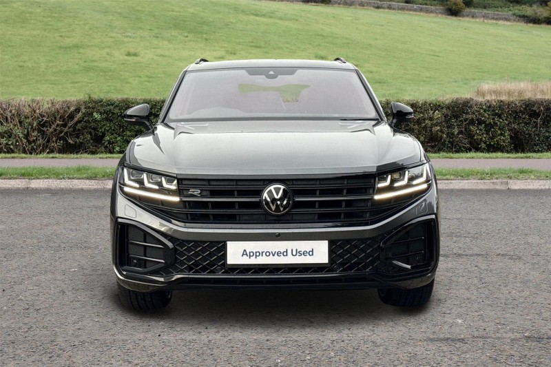 2025 (75) VOLKSWAGEN TOUAREG 3.0 V6 TDI 4Motion 286 Black Edition 5dr Tip Auto 4891537