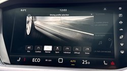 2025 (75) VOLKSWAGEN TOUAREG 3.0 V6 TDI 4Motion 286 Black Edition 5dr Tip Auto 4907787