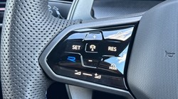 2025 (25) VOLKSWAGEN GOLF 2.0 TSI 333 R 4Motion 5dr DSG 4596405