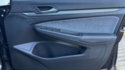 2025 (25) VOLKSWAGEN GOLF 2.0 TSI 333 R 4Motion 5dr DSG 4596398