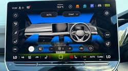 2025 (25) VOLKSWAGEN GOLF 2.0 TSI 333 R 4Motion 5dr DSG 4596413