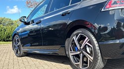 2025 (25) VOLKSWAGEN GOLF 2.0 TSI 333 R 4Motion 5dr DSG 4596423