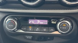 2022 (22) NISSAN JUKE 1.6 Hybrid Premiere Edition 5dr Auto 4598681