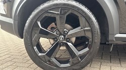 2022 (22) NISSAN JUKE 1.6 Hybrid Premiere Edition 5dr Auto 4598663