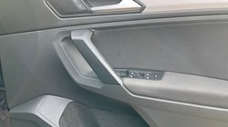 2019 (19) VOLKSWAGEN TIGUAN 1.5 TSi EVO 130 Match 5dr 4703949