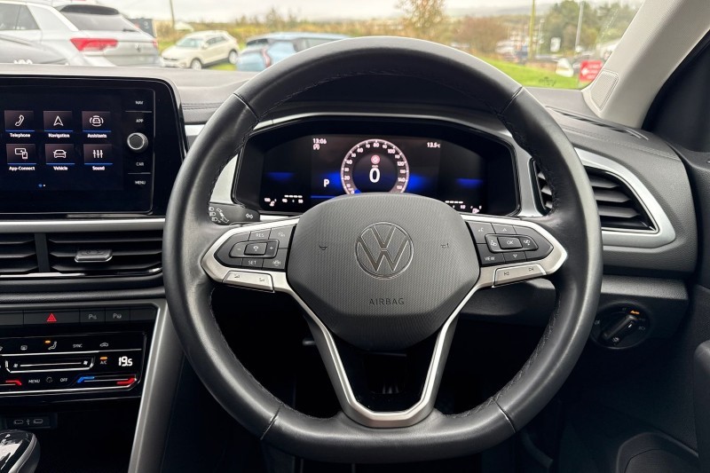2024 (74) VOLKSWAGEN T-ROC 1.5 TSI Match 5dr DSG 4635915