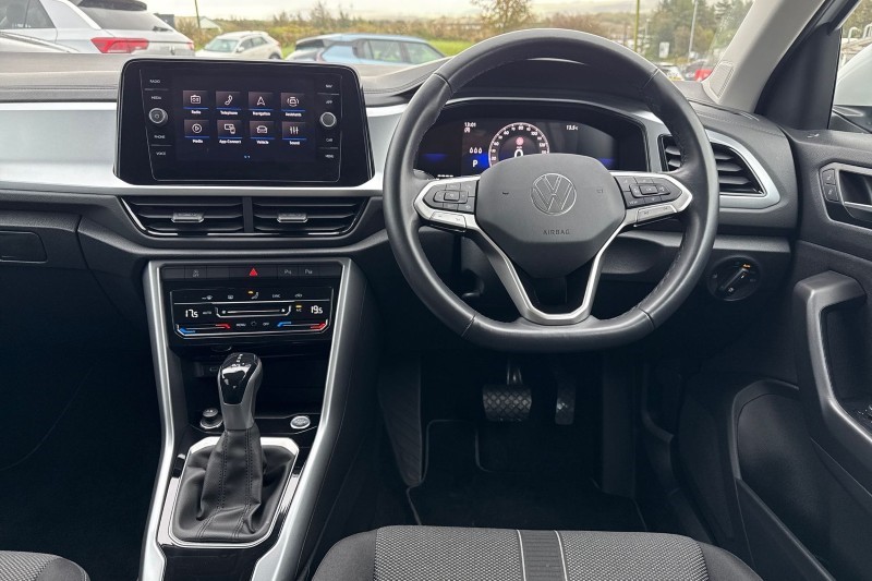 2024 (74) VOLKSWAGEN T-ROC 1.5 TSI Match 5dr DSG 4635919