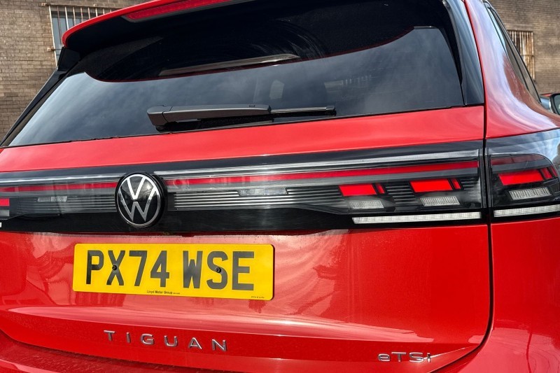 2024 (74) VOLKSWAGEN TIGUAN 1.5 eTSI 150 Match 5dr DSG 5075211
