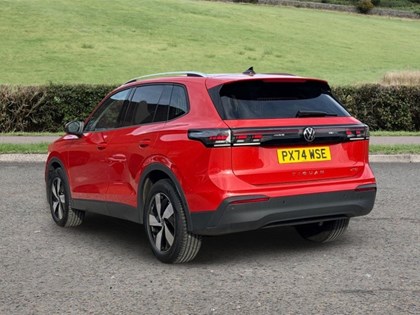 2024 (74) VOLKSWAGEN TIGUAN 1.5 eTSI 150 Match 5dr DSG