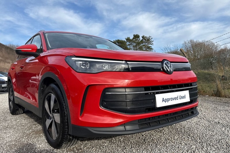 2024 (74) VOLKSWAGEN TIGUAN 1.5 eTSI 150 Match 5dr DSG 5075208