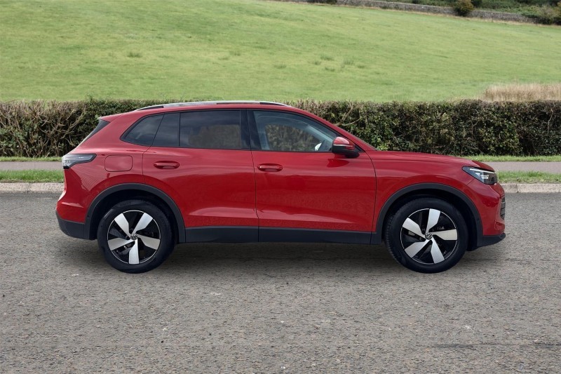 2024 (74) VOLKSWAGEN TIGUAN 1.5 eTSI 150 Match 5dr DSG 5075175