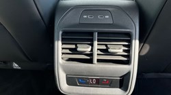 2024 (74) VOLKSWAGEN PASSAT 1.5 TSI eHybrid Life 5dr DSG 4581020