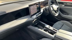 2024 (74) VOLKSWAGEN PASSAT 1.5 TSI eHybrid Life 5dr DSG 4581008