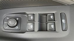 2024 (74) VOLKSWAGEN PASSAT 1.5 TSI eHybrid Life 5dr DSG 4580989