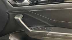 2023 (73) VOLKSWAGEN T-ROC 1.5 TSI R-Line 5dr 4744765
