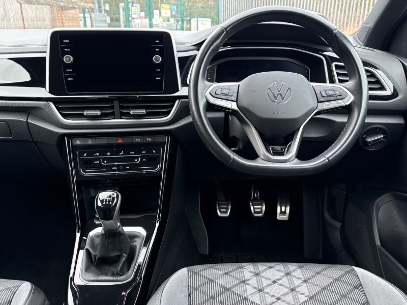 2023 (73) VOLKSWAGEN T-ROC 1.5 TSI R-Line 5dr 5040940
