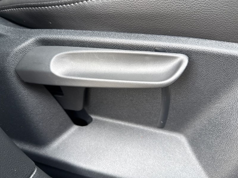 2023 (73) VOLKSWAGEN T-ROC 1.5 TSI R-Line 5dr 5040934