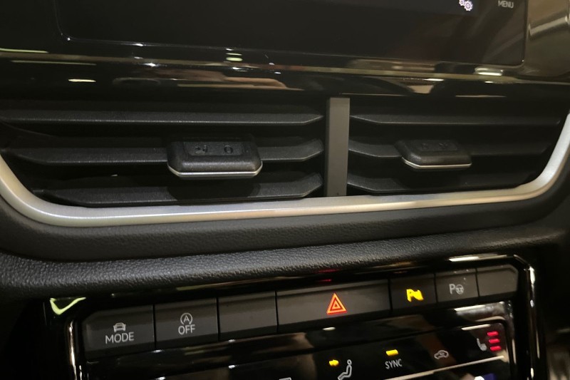 2023 (73) VOLKSWAGEN T-ROC 1.5 TSI R-Line 5dr 4744783