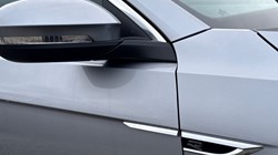 2023 (73) VOLKSWAGEN T-ROC 1.5 TSI R-Line 5dr 5040959