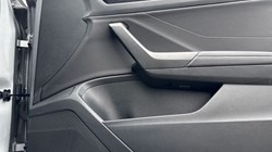 2023 (73) VOLKSWAGEN T-ROC 1.5 TSI R-Line 5dr 5040932