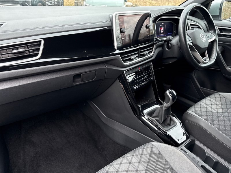 2023 (73) VOLKSWAGEN T-ROC 1.5 TSI R-Line 5dr 5040950