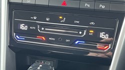 2023 (23) VOLKSWAGEN T-ROC 1.5 TSI Life 5dr DSG 4645557