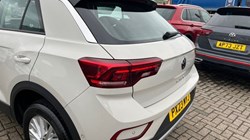 2023 (23) VOLKSWAGEN T-ROC 1.5 TSI Life 5dr DSG 4645571