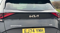 2024 (74) KIA SPORTAGE 1.6T GDi 207 HEV 3 5dr Auto 4670680