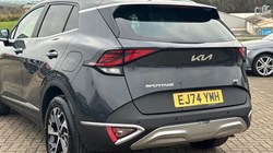 2024 (74) KIA SPORTAGE 1.6T GDi 207 HEV 3 5dr Auto 4670679