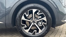 2024 (74) KIA SPORTAGE 1.6T GDi 207 HEV 3 5dr Auto 4670646