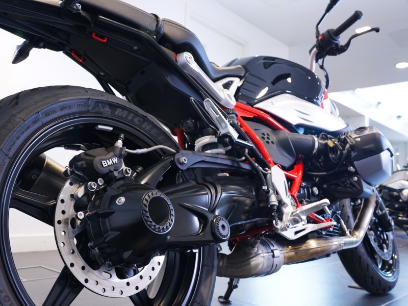 2022 (72) R NineT Pure Option 719 3145138