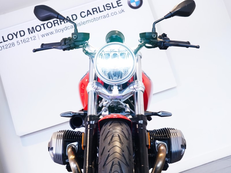 2022 (72) R NineT Pure Option 719 3145153