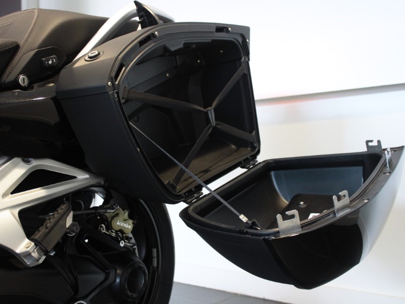 2024 (74) R 1250 RT LE 3742250