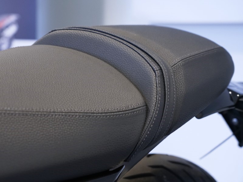 2025 (74) R 12 NineT 4197295