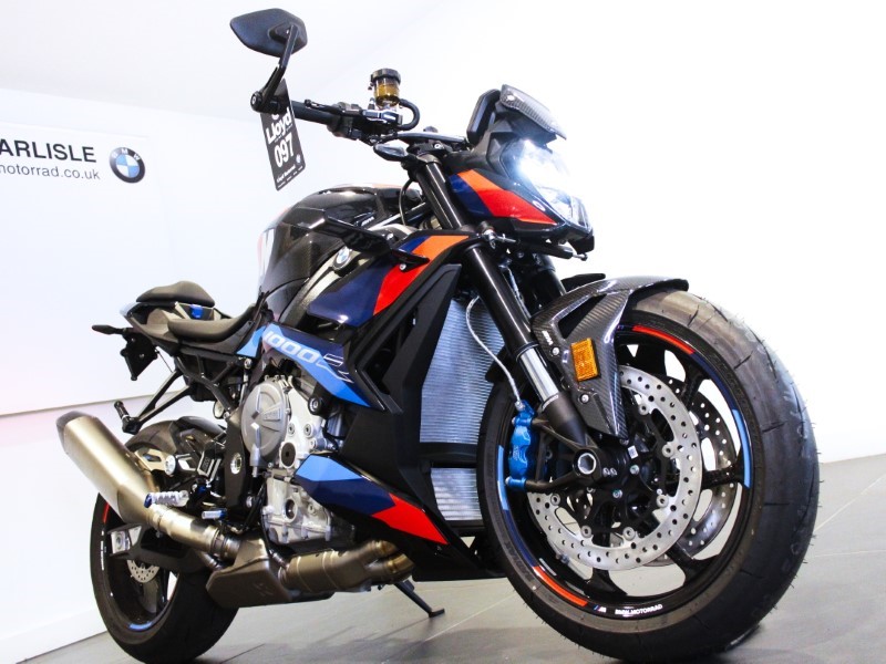 2025 (74) M 1000 R Competition Pack 3926665