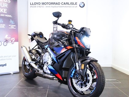 2025 (74) M 1000 R Competition Pack