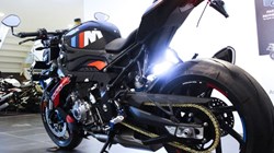 2025 (74) M 1000 R Competition Pack 3926641