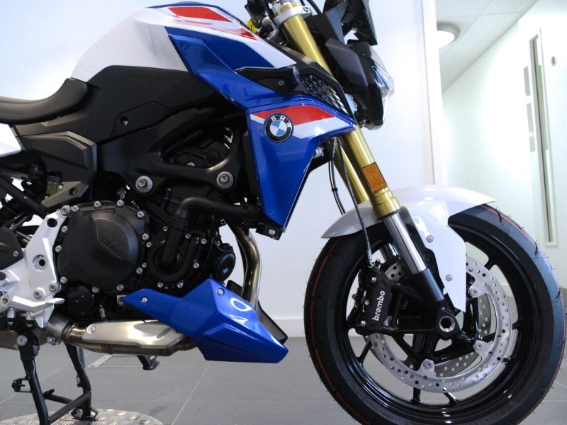 2025 (25) F 900 R 4370792