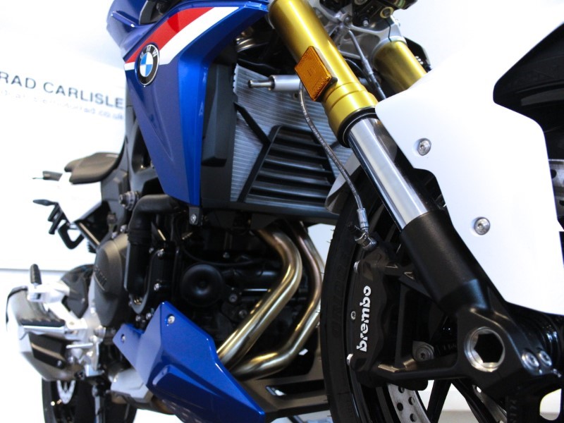 2025 (25) F 900 R 4370793