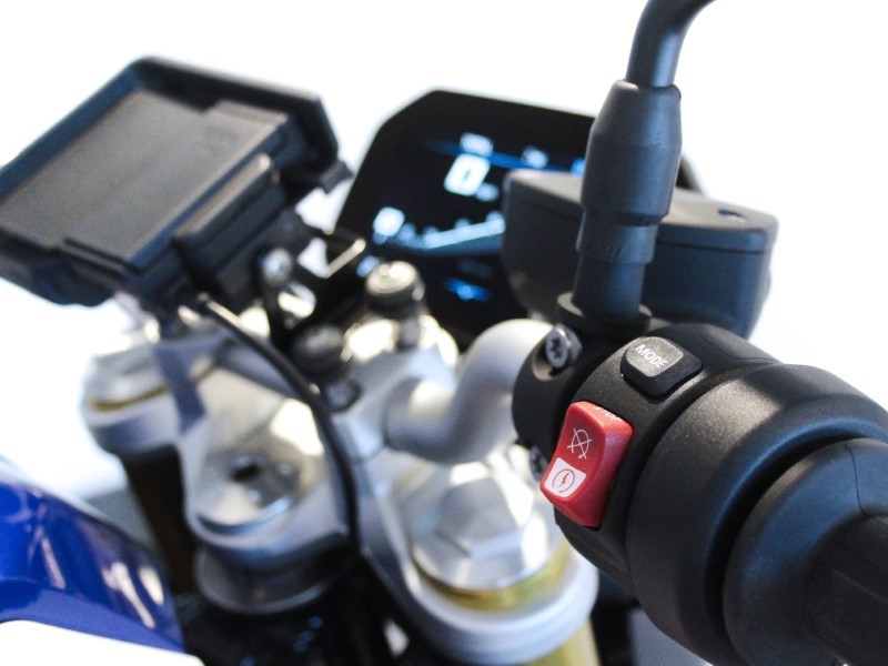 2025 (25) F 900 R 4370784