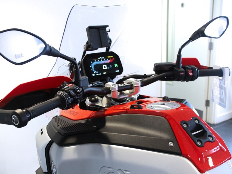 2025 (25) R 1300 GSA TE 4256766