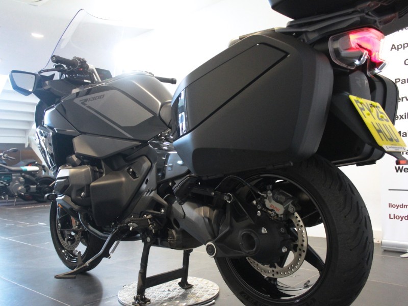 2025 (25) R 1300 RT LE 4509530