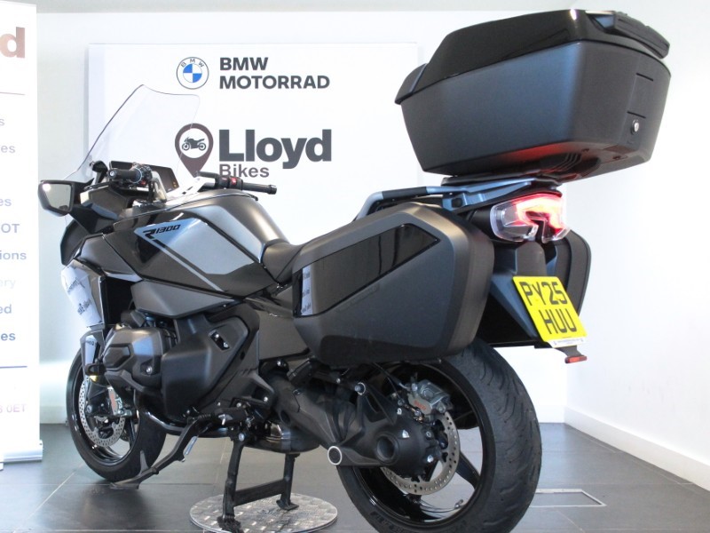 2025 (25) R 1300 RT LE 4509516