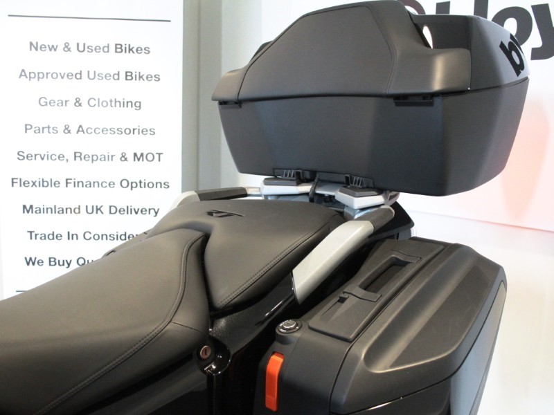 2025 (25) R 1300 RT LE 4509539